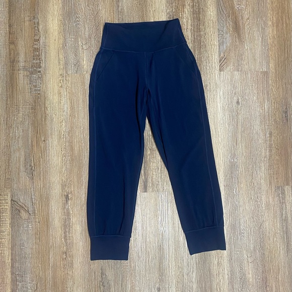 Lululemon Align joggers Navy size 2 NWOT - Picture 2 of 6